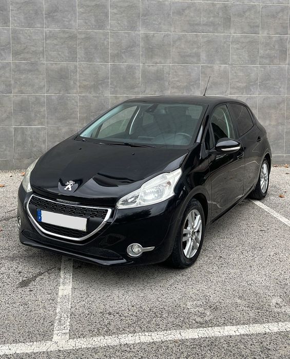 Peugeot 208 | 116 Mil Quilómetros | Nacional