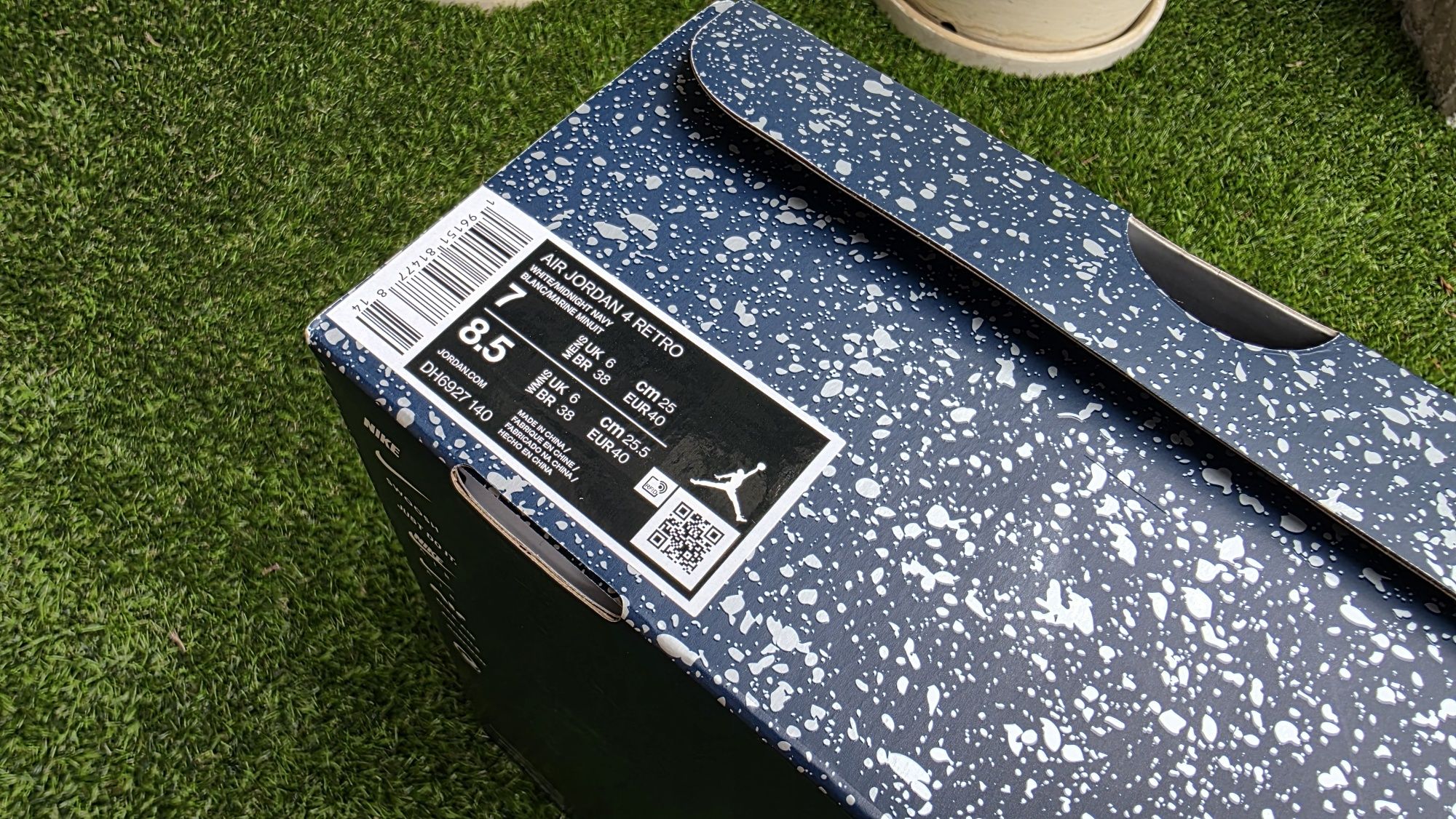 Sprzedam oryginalne buty Jordan 4 Retro