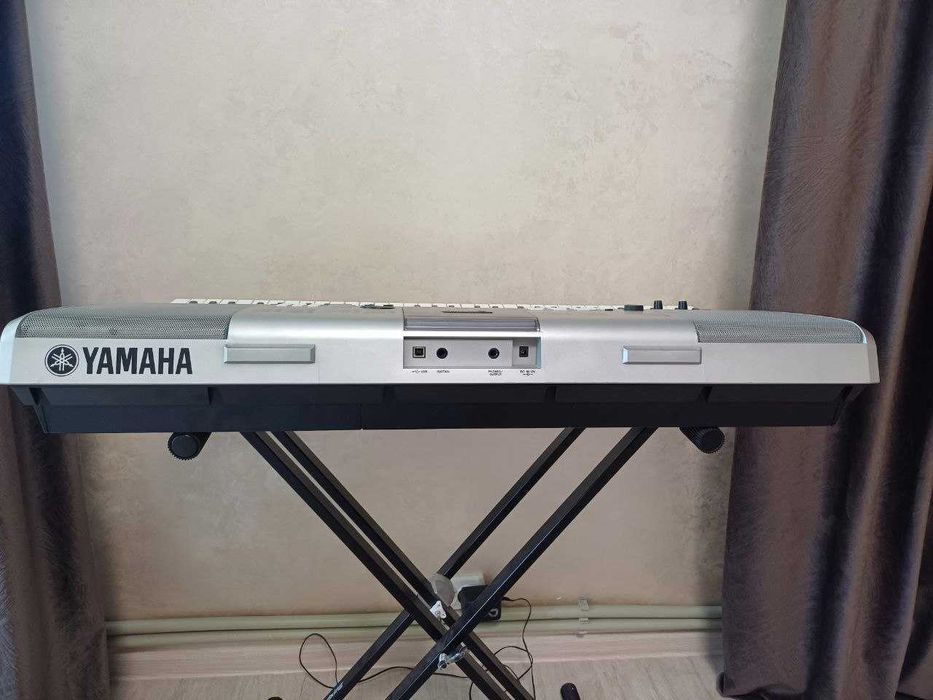 Синтезатор Yamaha PSR-E413!!! Динамічна модель + Подарунки.