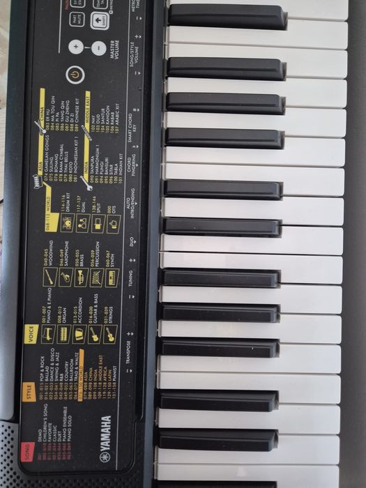 Yamaha psr f52 teclados piano