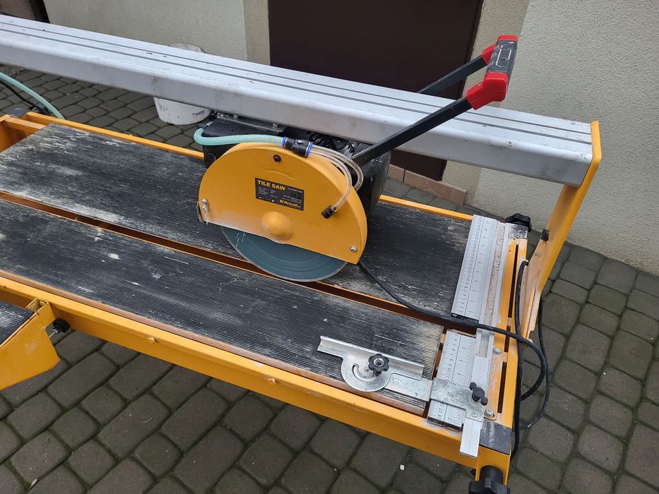 Piła do glazury na wode