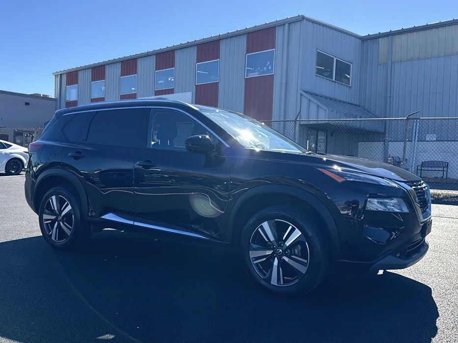 Nissan Rogue SL      2021