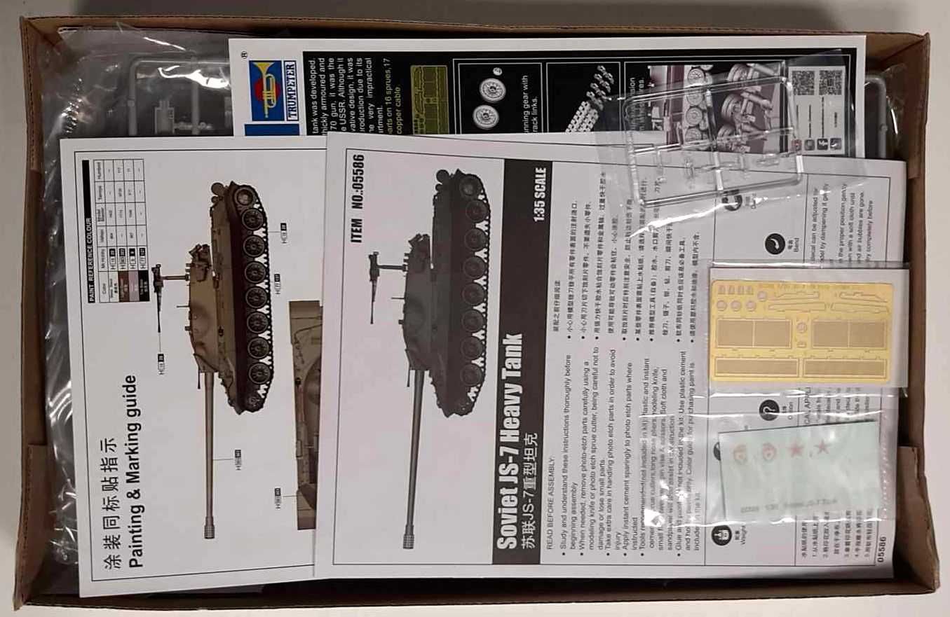 Model plastikowy JS-7 Heavy Tank TRUMPETER 1/35 NOWY