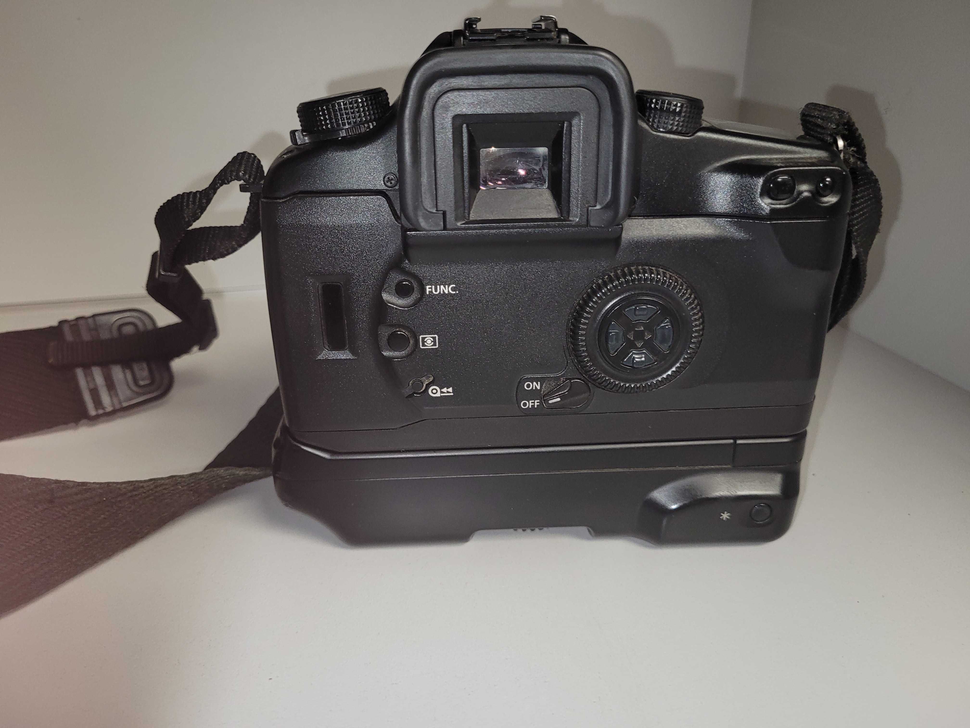 Aparat Canon Eos 33 + Grip BP-300 lustrzanka analogowa