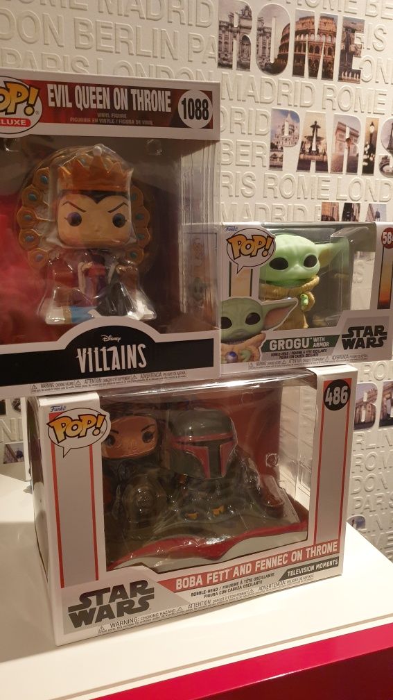 Funko pops diferentes colecções