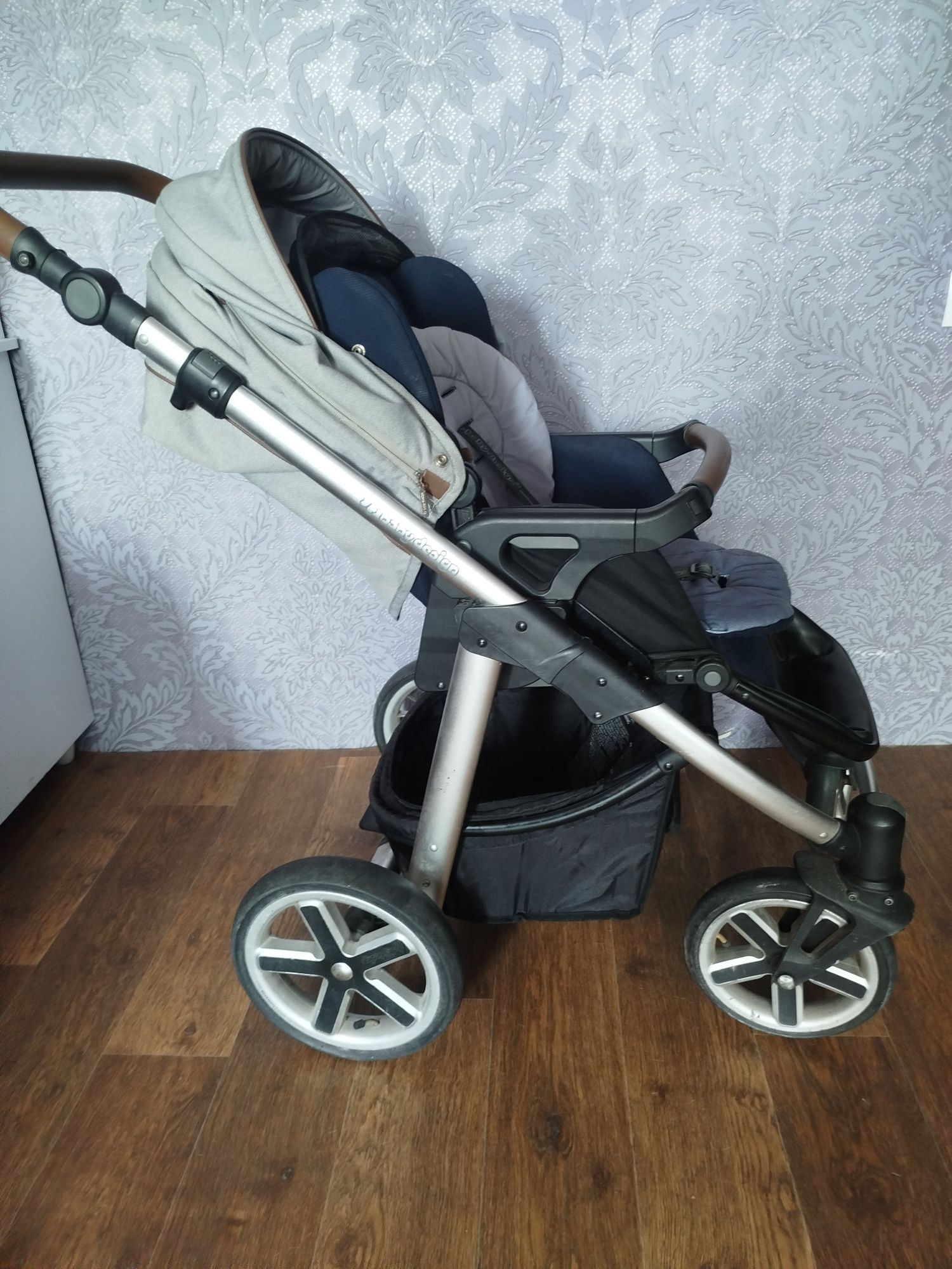 Коляска 2в1 Baby Design Husky 2020