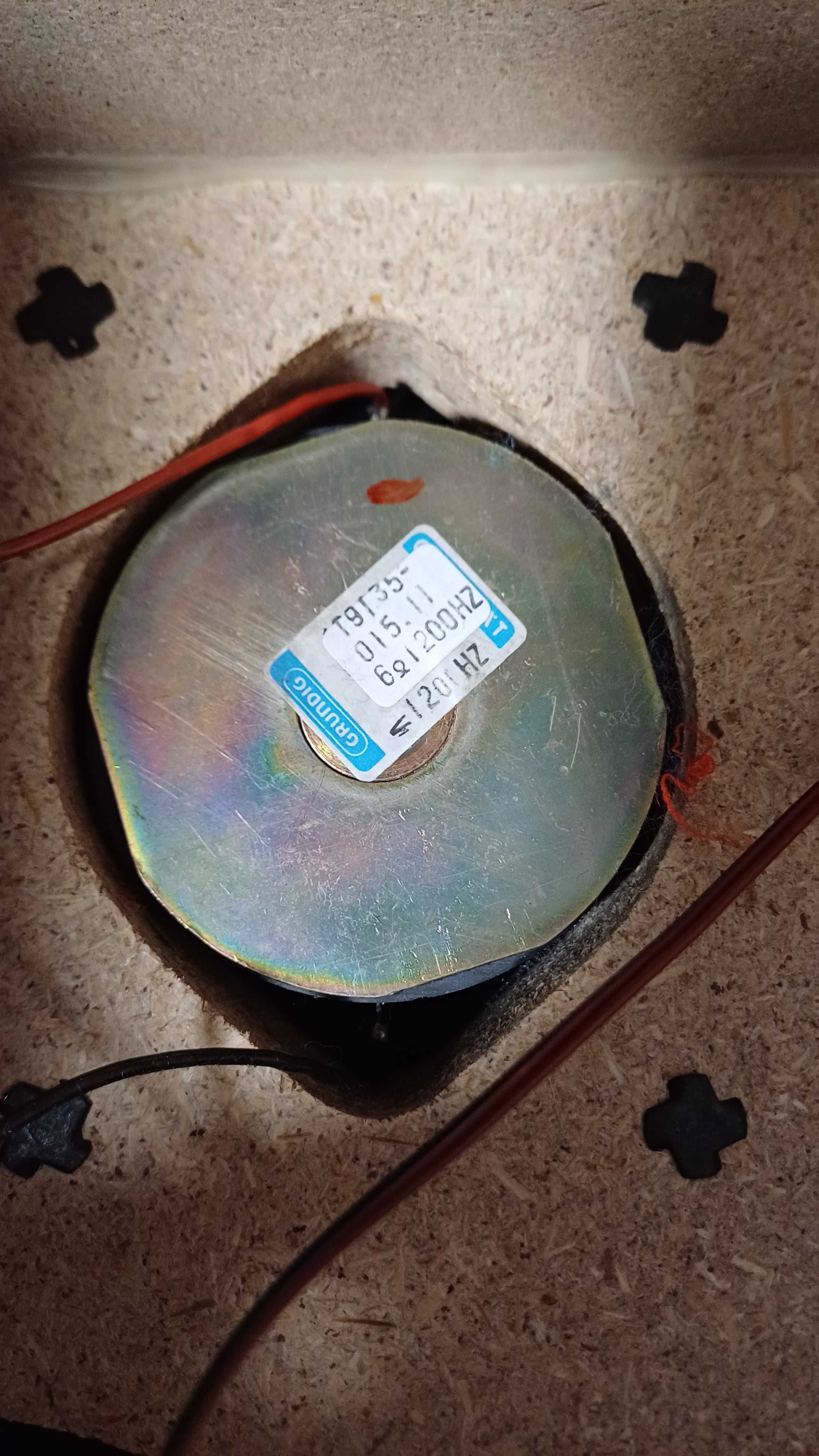 Głośnik  średniotonowy  GRUNDIG ACTIV-BOX