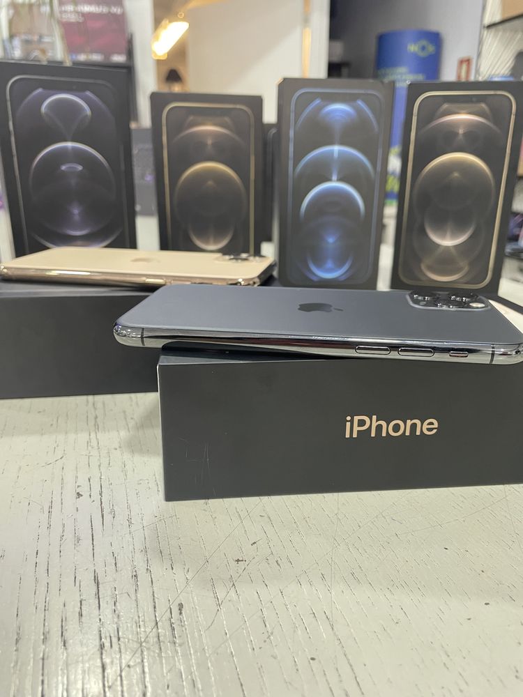 iPhone 11 PRO MAX de 256GB igual a Novo com Fatura e Garantia