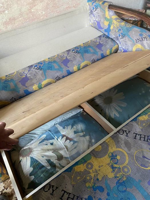 Розкладне ліжко трансформер