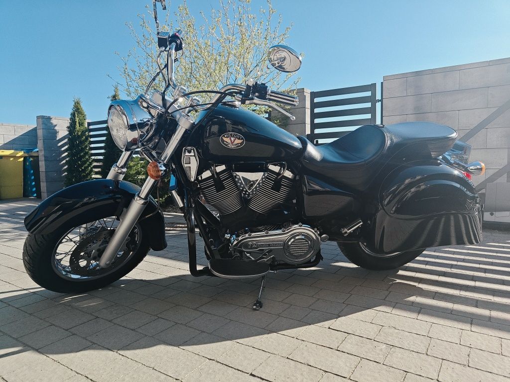 Victory Polaris V92C kufry, kanapa Corbin