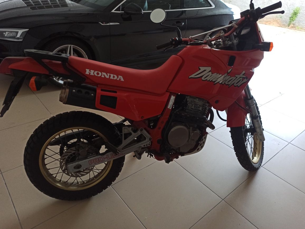 Honda NX 650 Dominator