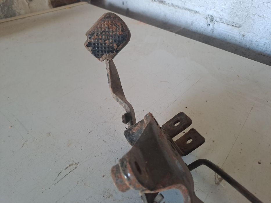 Pedal de travão de uma Yamaha RZ50
