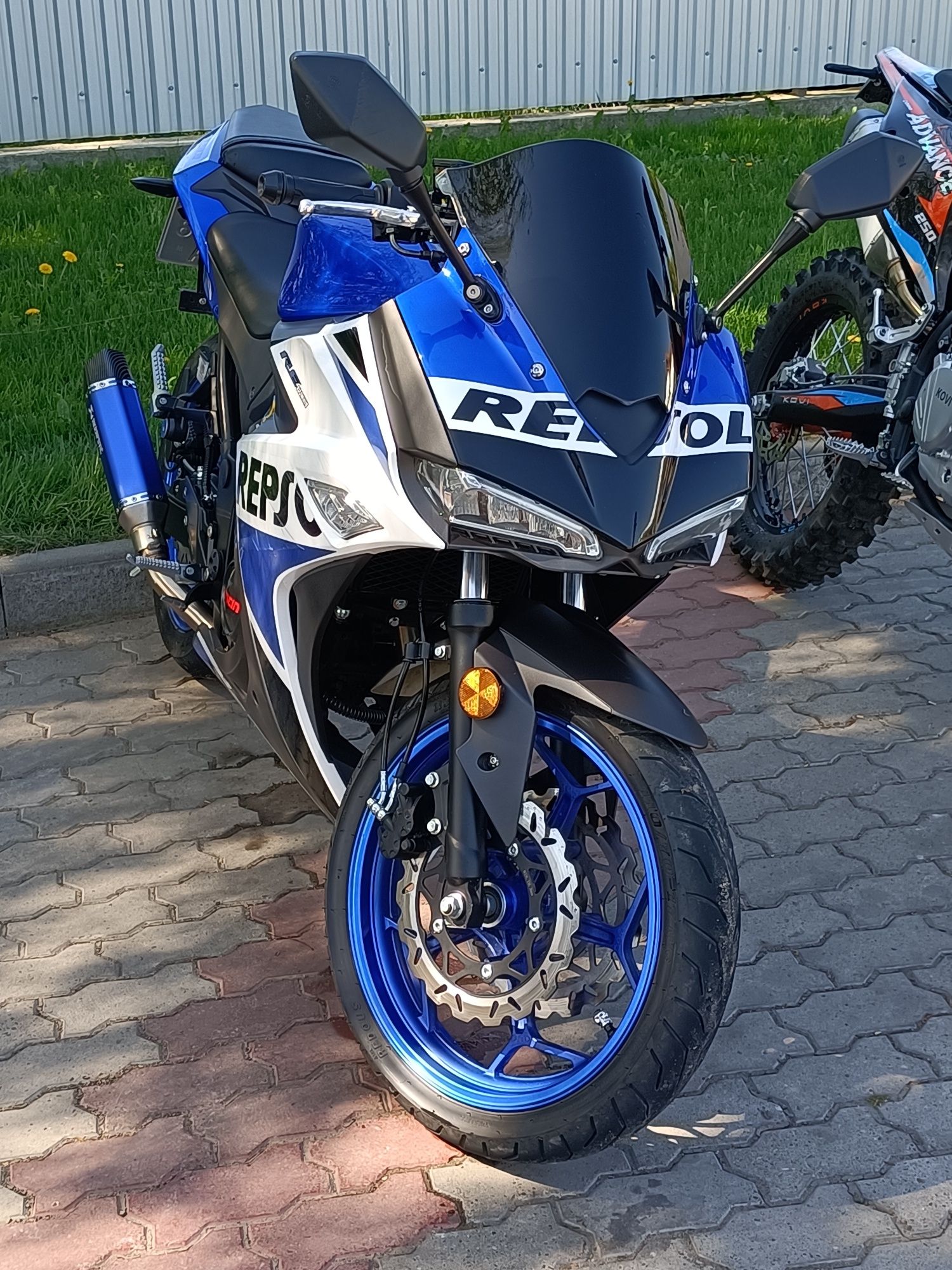 REPSOL ml 250 cbr