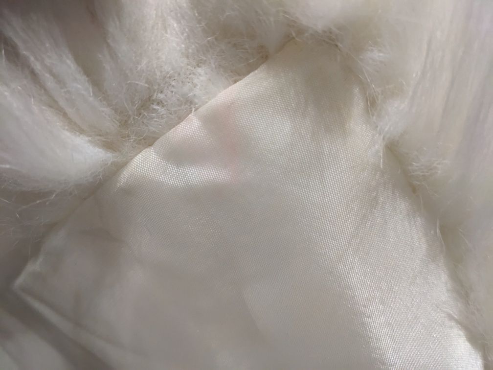 Sztuczne białe futro - EYBL Artfur