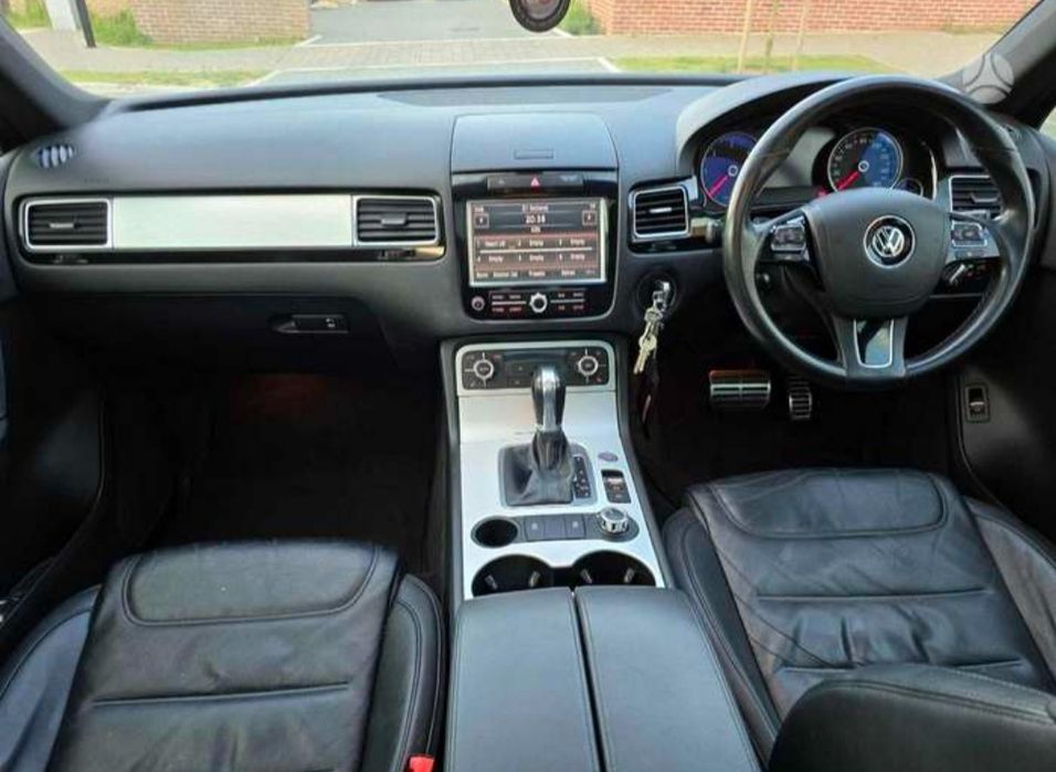 Салон сидения шкира карта карти  VW Touareg NF Туарег Фольксваген нф