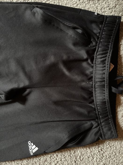Dresy chłopięce Adidas