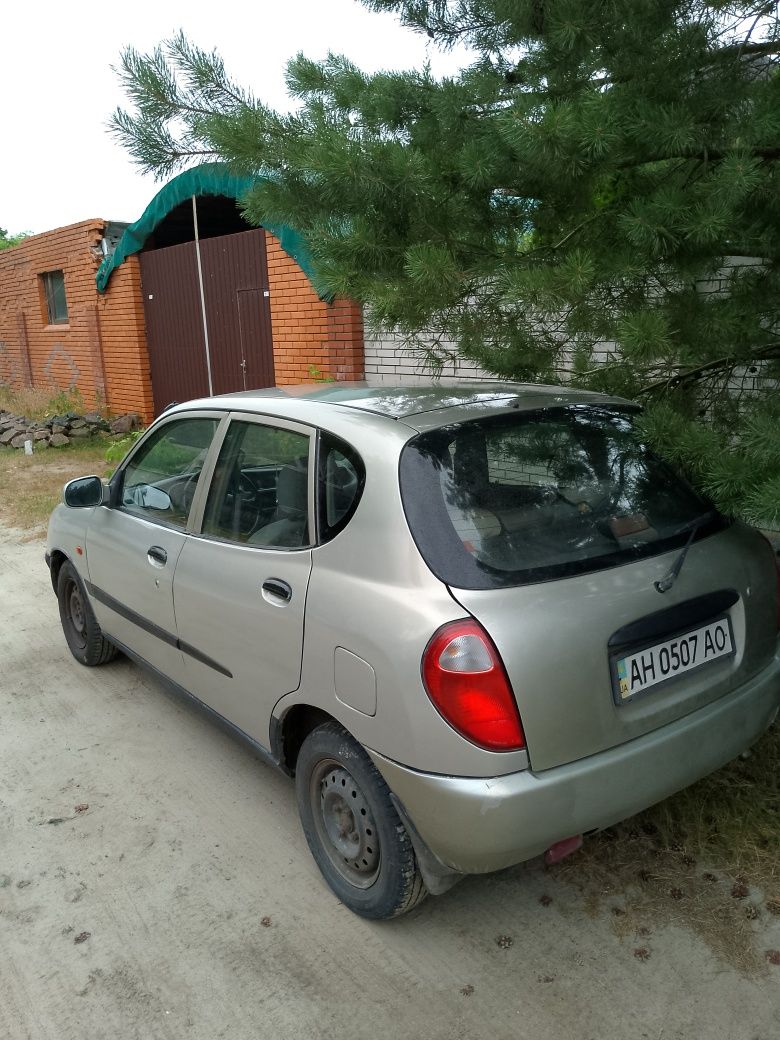 Продам авто Дайхатсу Сіріон