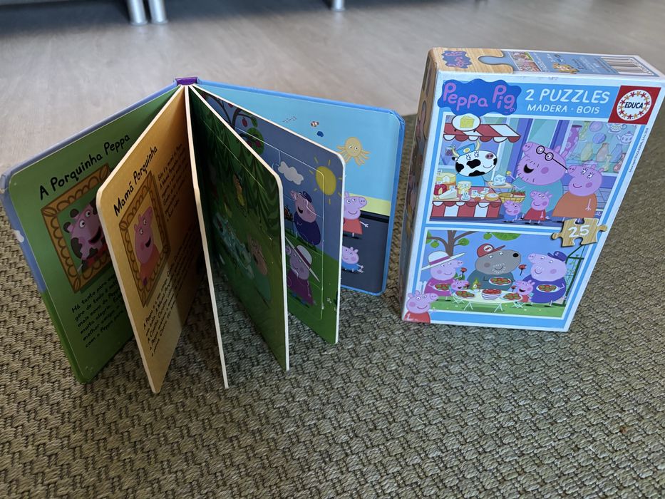 Puzles , livros e bonecos