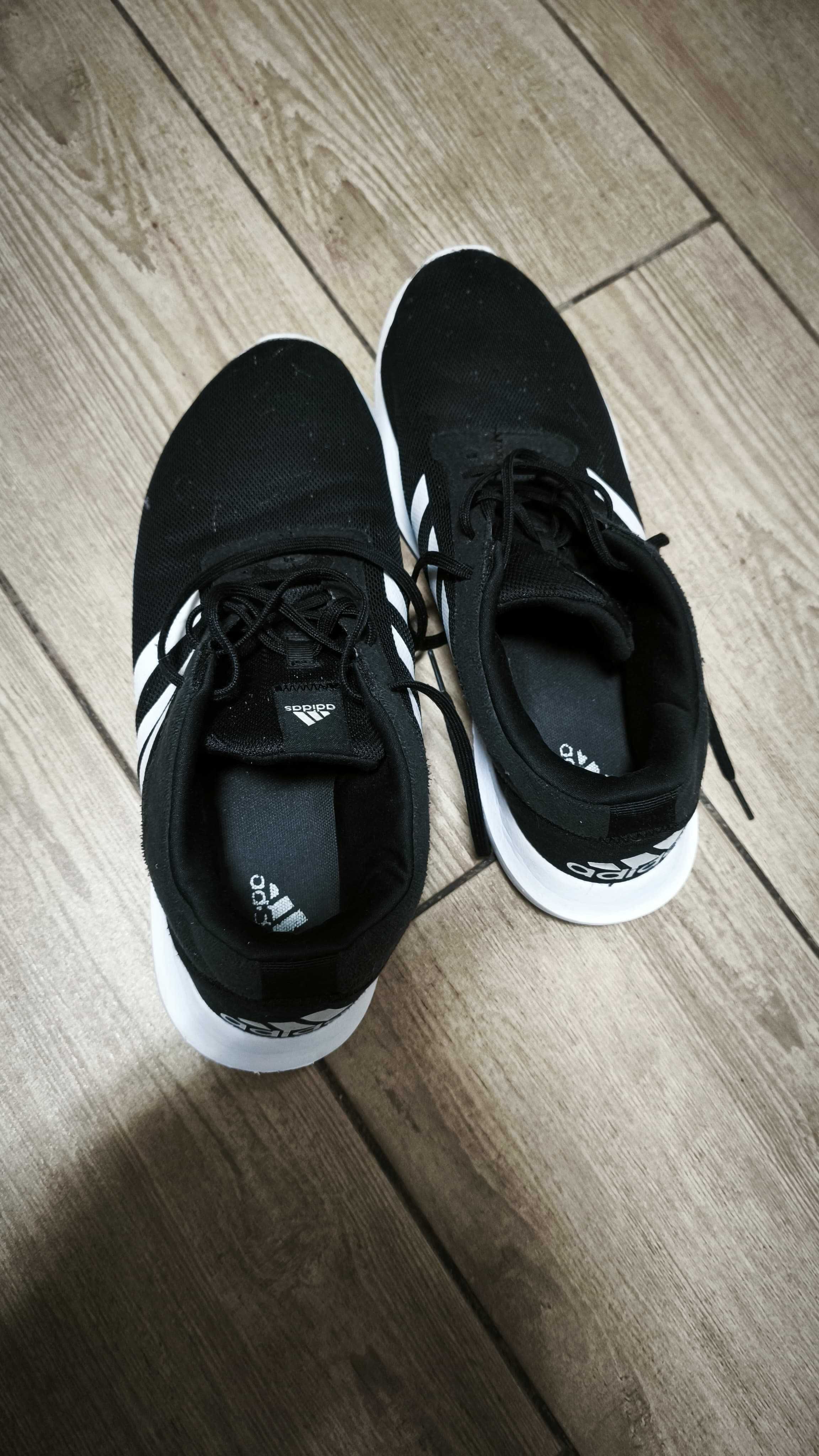 Adidas Coreracer Clássico