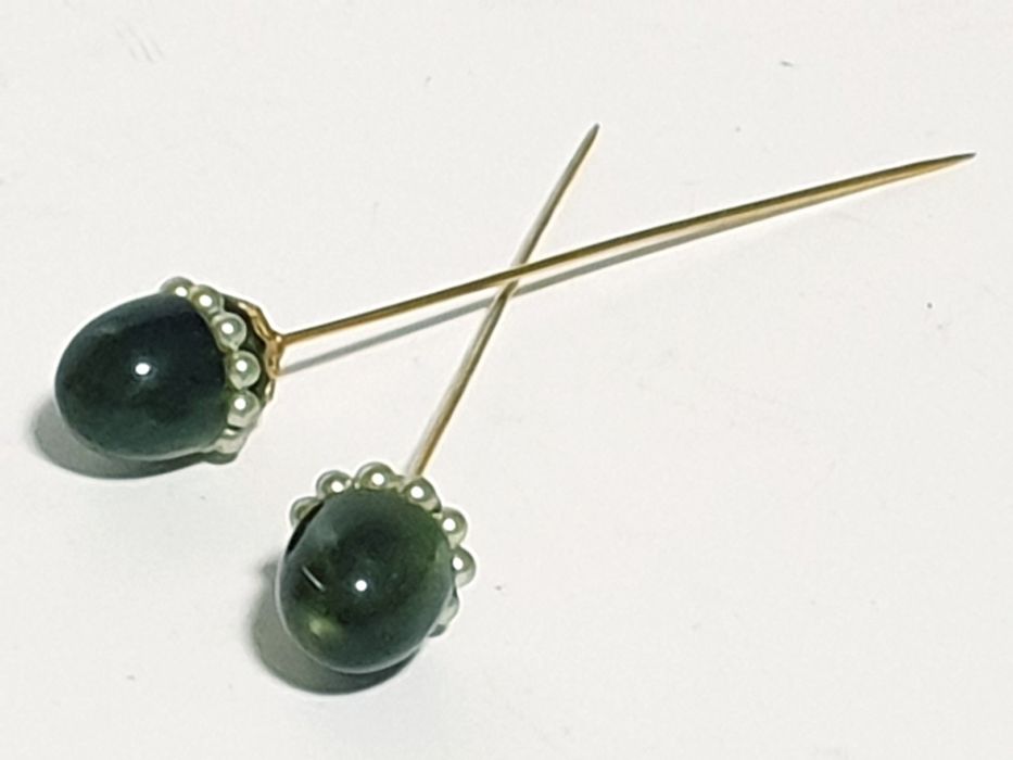 2 lindos antigos alfinetes de chapéu