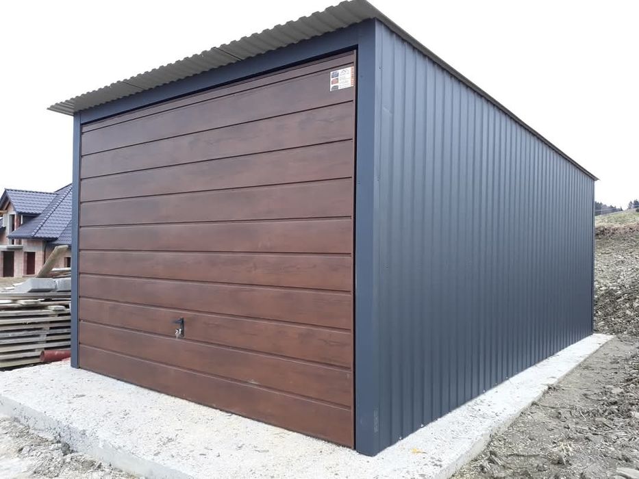 Garaż blaszany 3x5