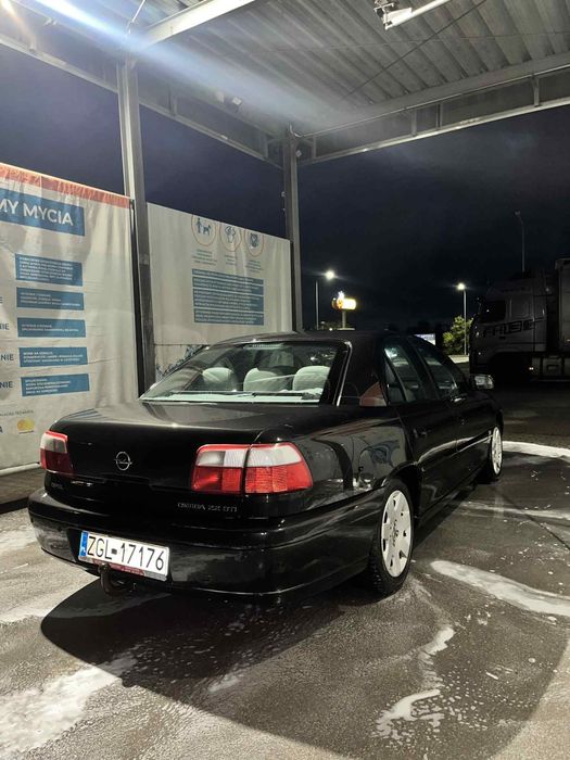 Opel 2.2dti 125km bogate wnetrze
