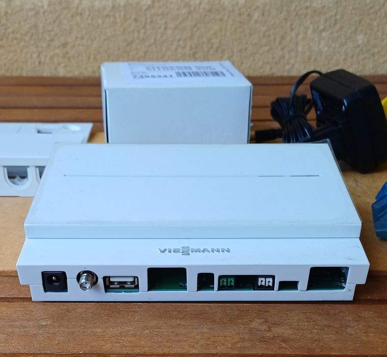 Viessmann Vitocom 100 200 vitotronic LAN moduł komunikacyjny