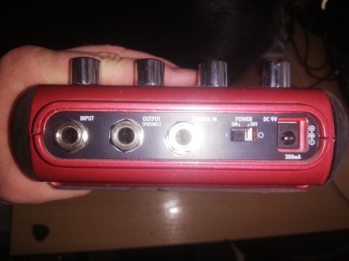 Multiefekt basowy zoom b2