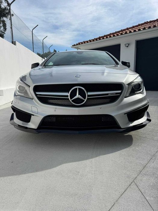 Mercedes-Benz CLA 45 AMG 4Matic