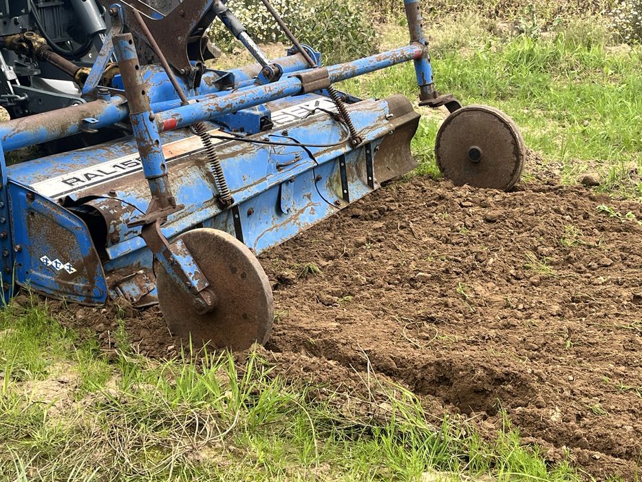 Iseki ciagnik traktor  337 33km 4x4 16 biegów glebogryzarka