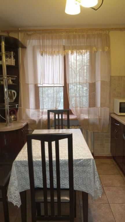 Продам 3-х ком. кв. на 8 ст. Б. Фонтана