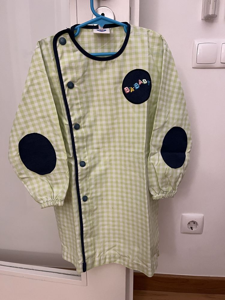 Bibes / batas uniforme B-A-Baby