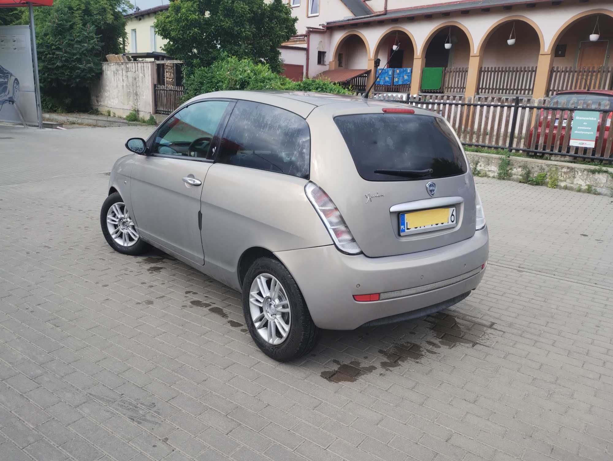 Sprzedam  Lancia Ypsilon