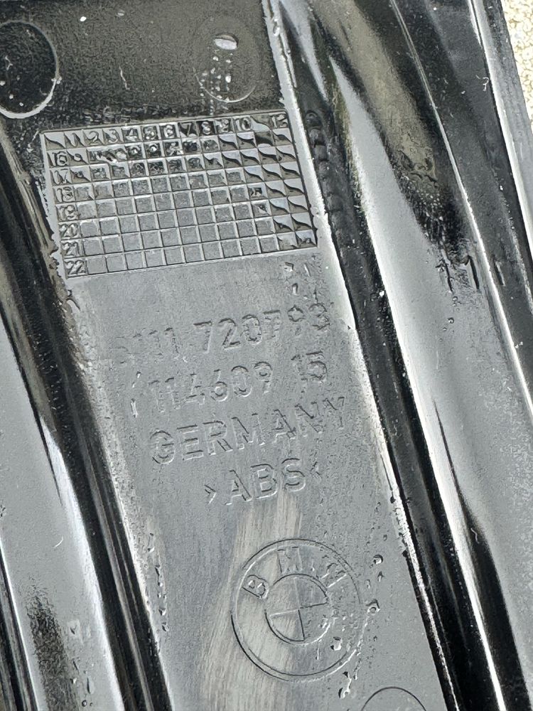 Mocowanie Błotnika Bmw Seria 5 F10 F11 OEM