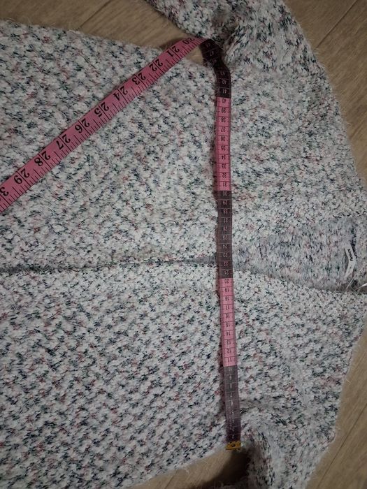 Кардиган на дівчинку розмір 140