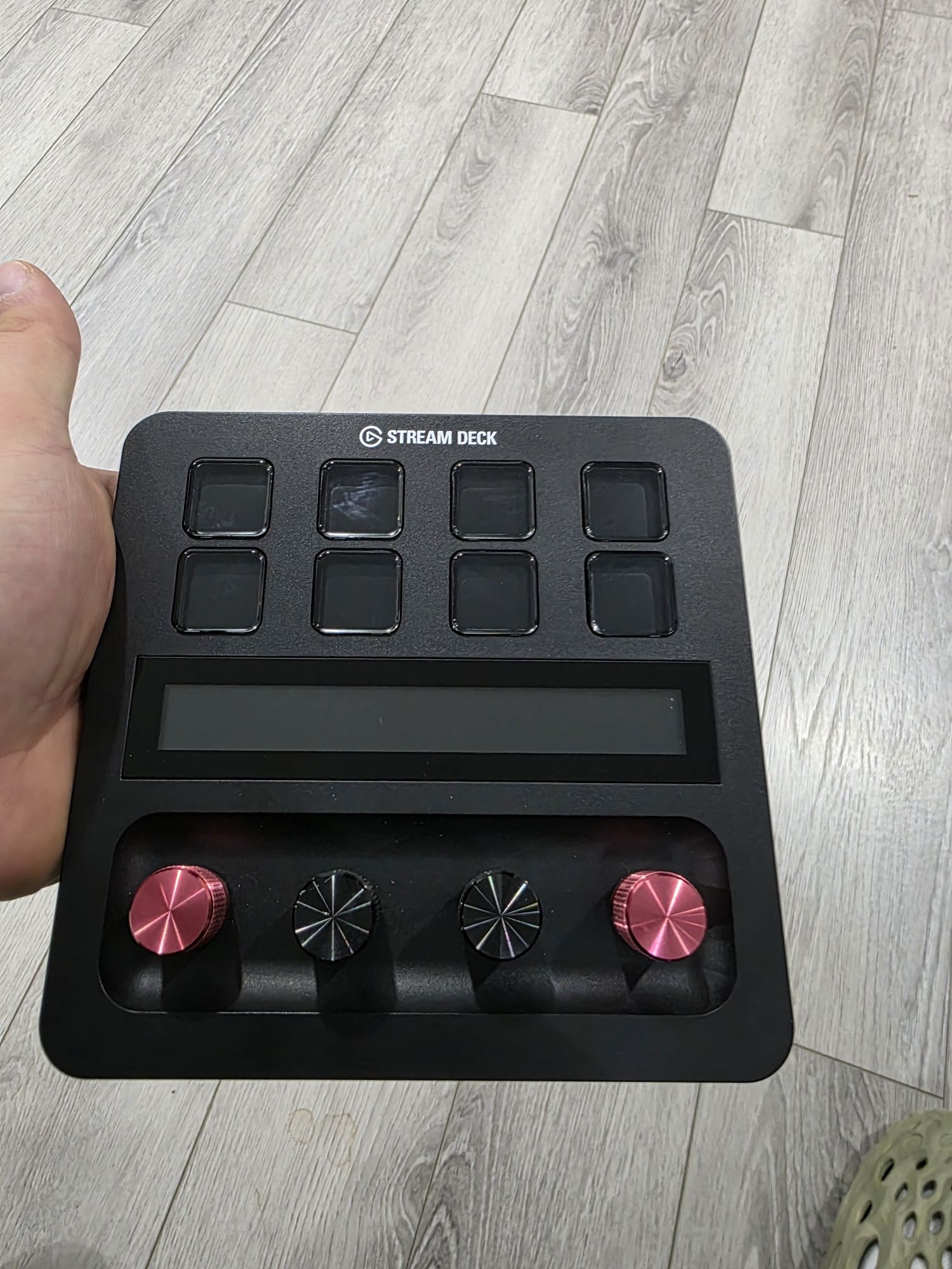 Контролер для стрімінга Elgato Stream Deck+