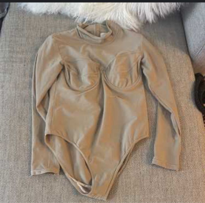 Боді з довгими рукавами жіночій