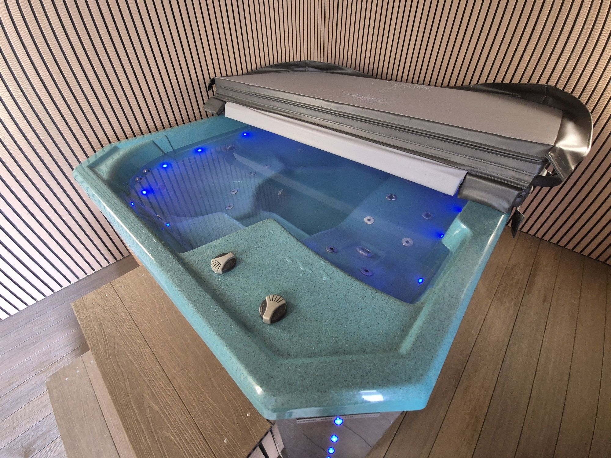 Jacuzzi ogrodowe balia domowe spa