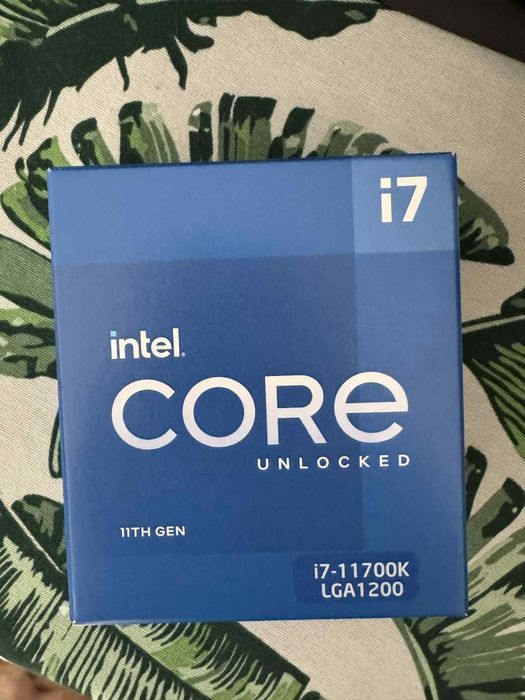 Procesor i7-11700kf kości ram 2x16gb  płyta główna z590 Gigabyte Aorus