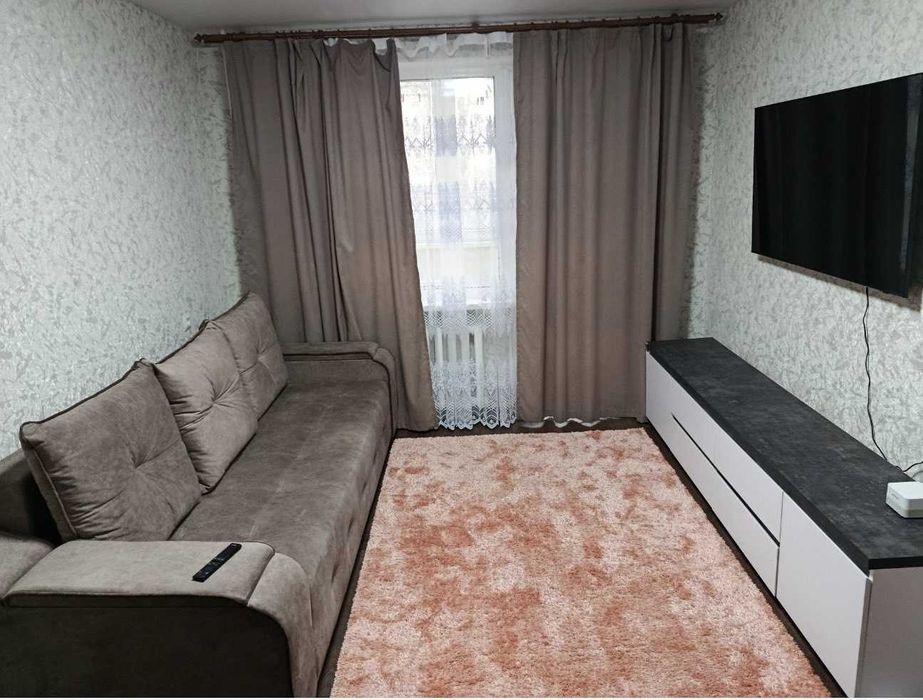 Продам 2х кв ремонтом газовый дом  ул Бочарова .