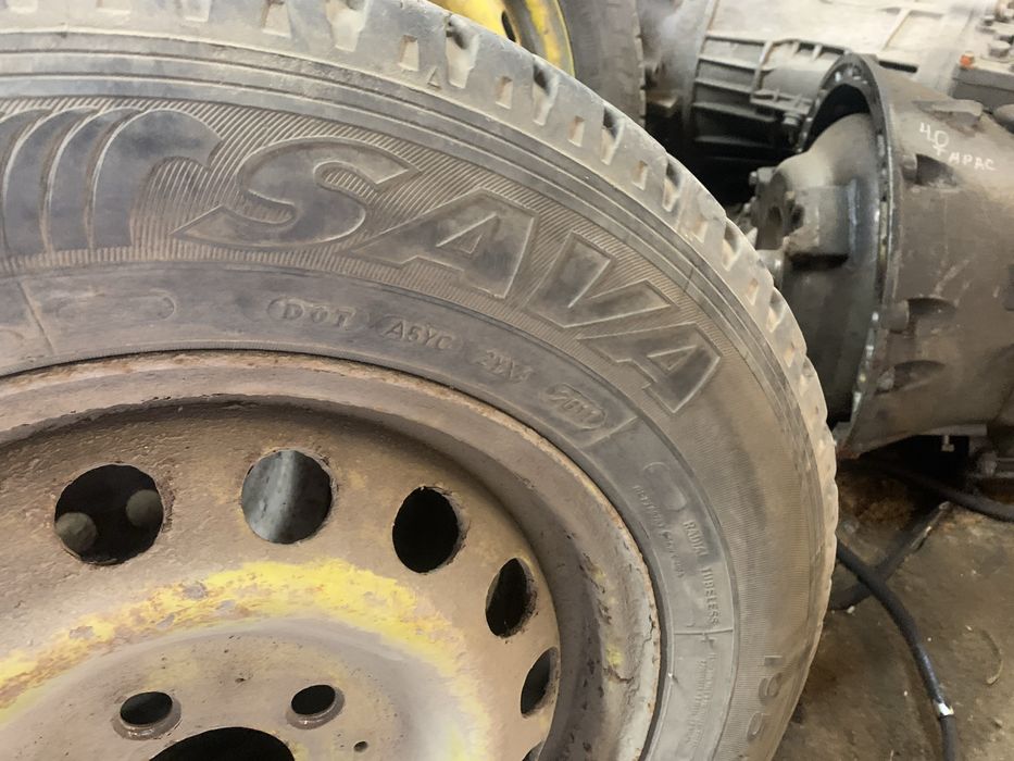 Резина шини з дисками 195/70 r15C 2 пари,  vito w638 шрот!