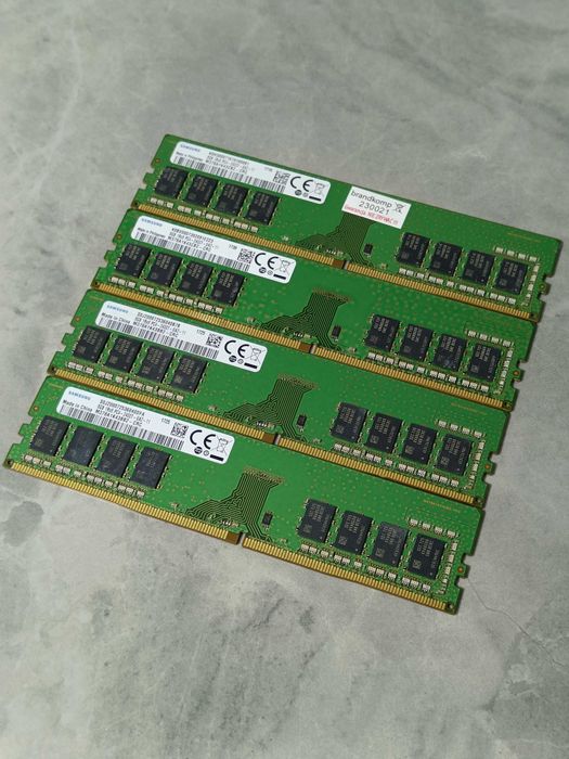 Оперативна память Samsung DDR4 8GB 16GB 2400MHz У РОБОЧОМУ стані