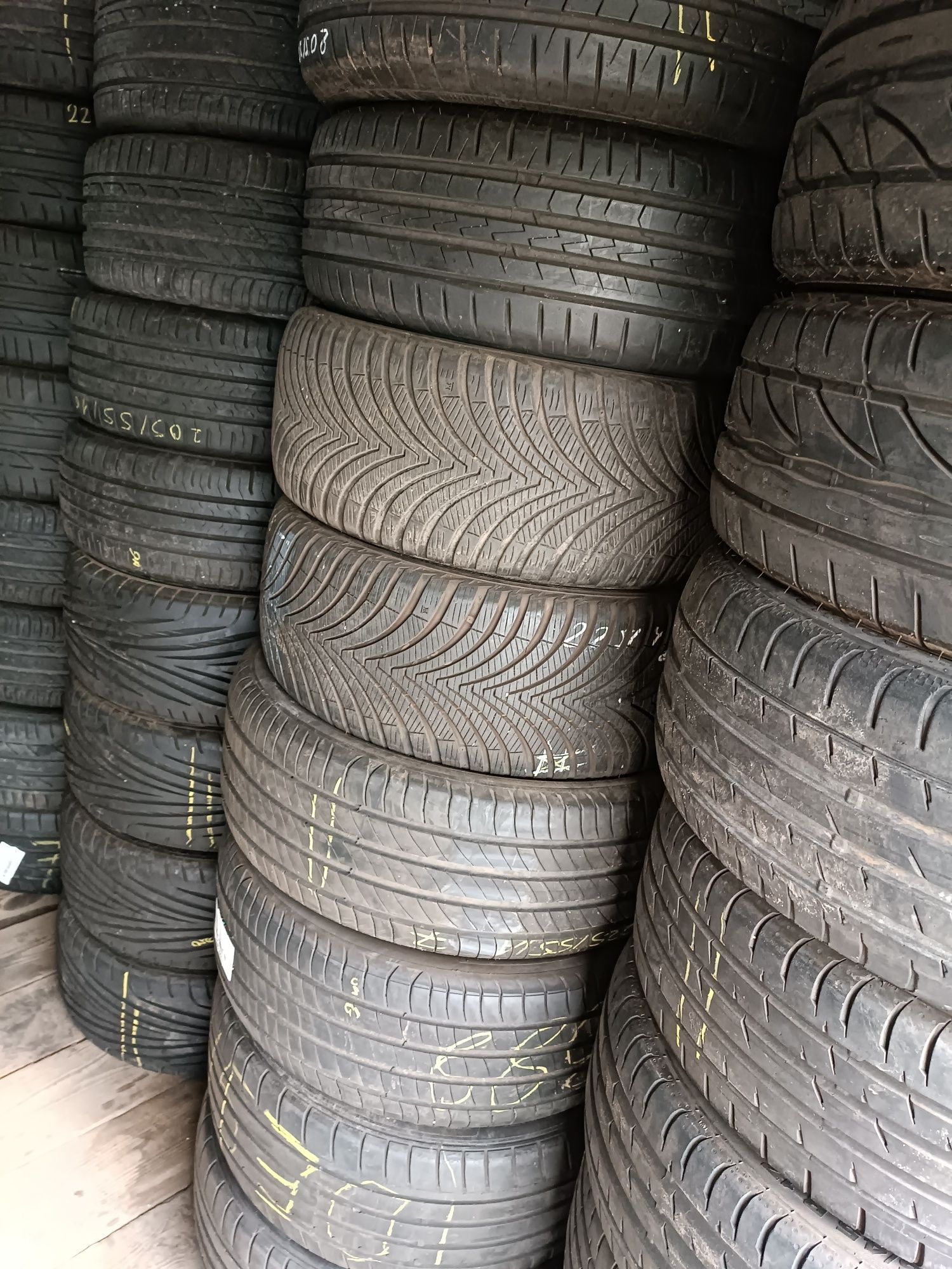 Opony 205/45R16 super