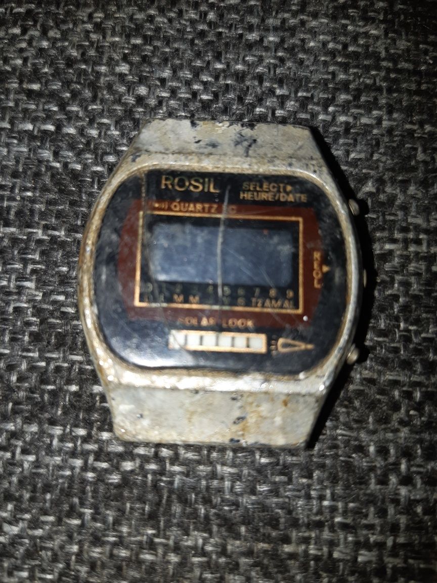 Stare zegarki uszkodzone