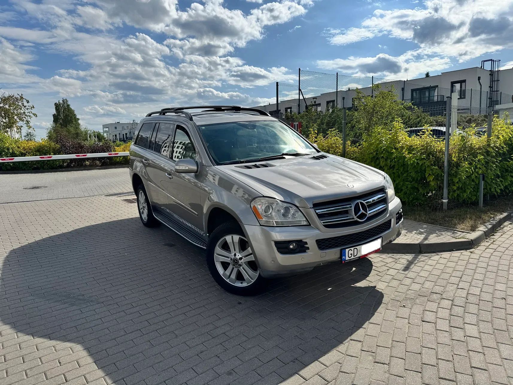 Mercedes-Benz GL 7 osobowy stan bdb 4matic airmatic GL450 nowe LPG