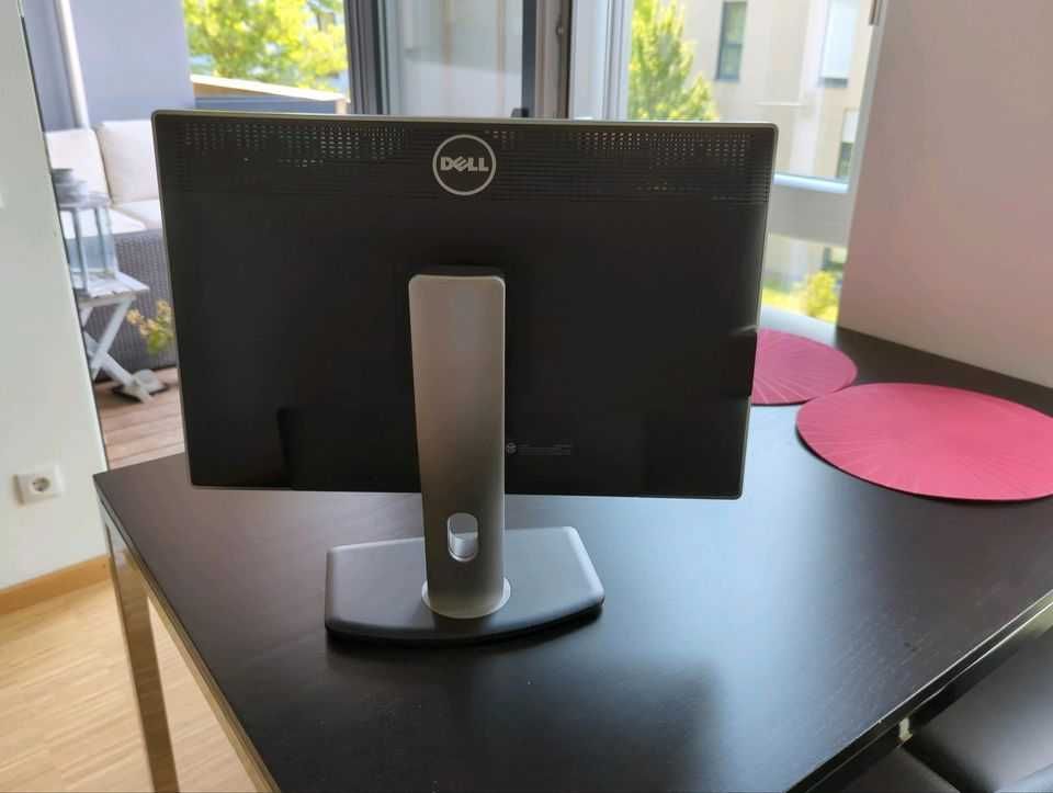 Монітор 24" Dell U2412M Black