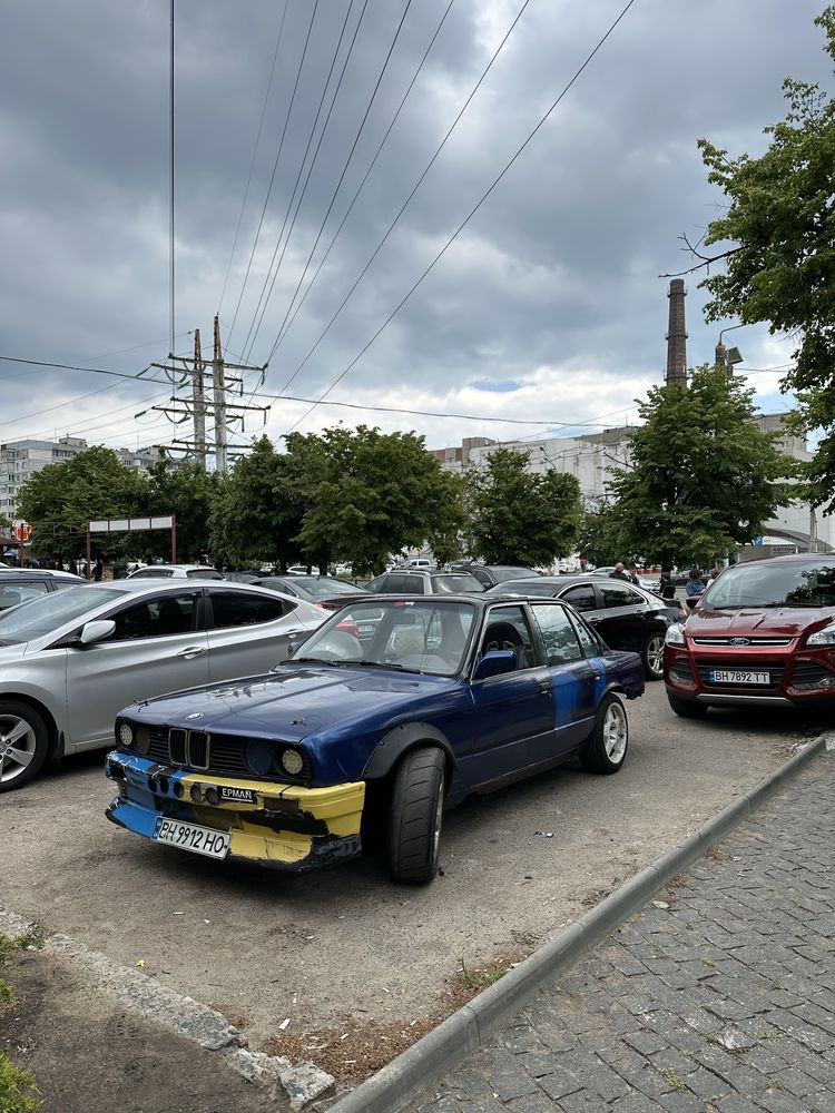Продам BMW E30 на моторе М30Б35 для дрифта