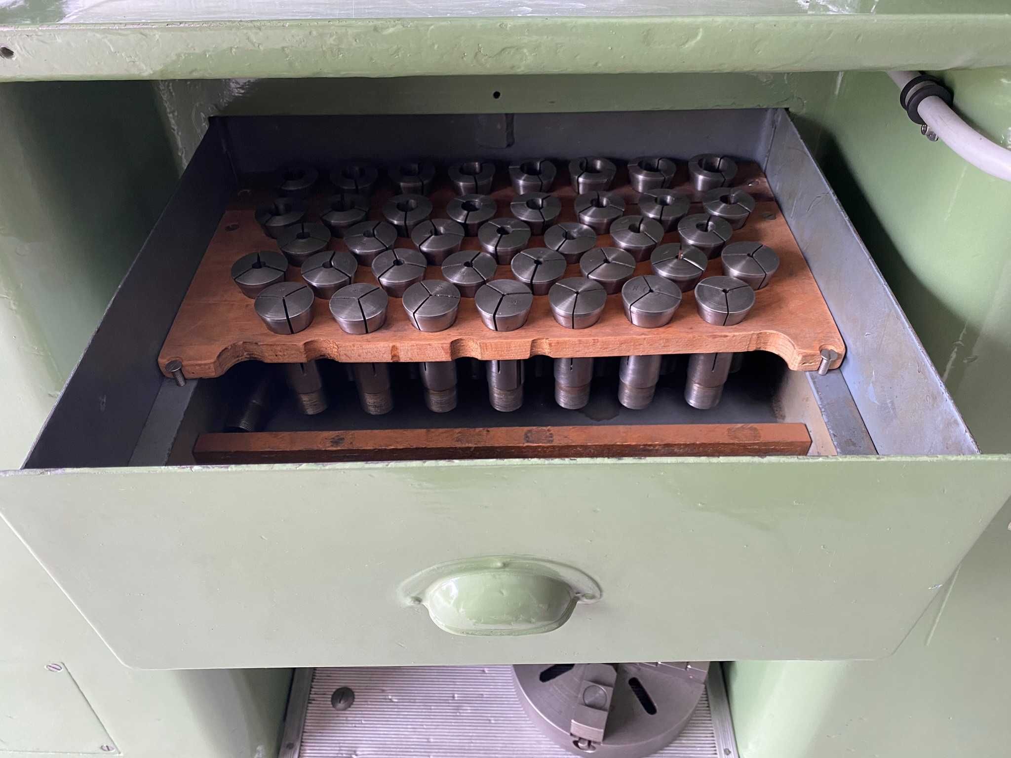 Tokarka Leinen MLZ4S