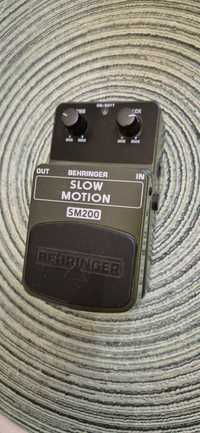 Behringer Slow Motion SM200 Autoswell efekt gitarowy kostka