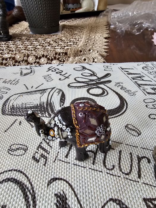 Figurka słonia hinduskiego